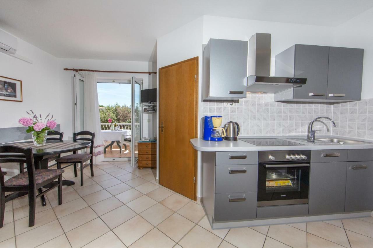 Apartments Sanmichel Pula Exterior photo