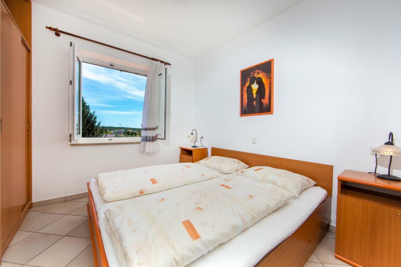 Apartments Sanmichel Pula Exterior photo
