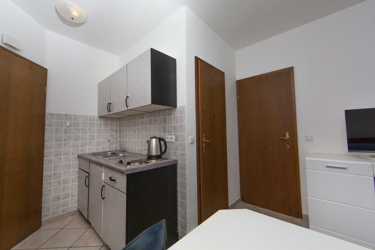 Apartments Sanmichel Pula Exterior photo