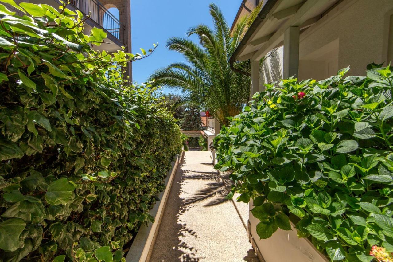 Apartments Sanmichel Pula Exterior photo
