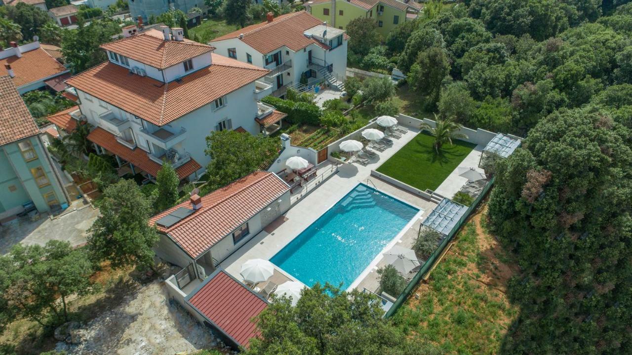 Apartments Sanmichel Pula Exterior photo